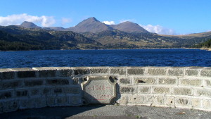 Vue du lac et du barrage des Bouillouses